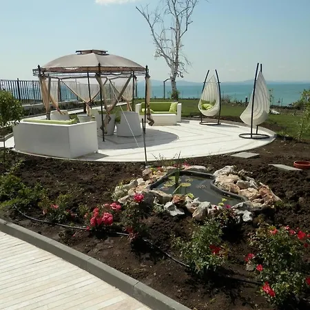 In Diamond 부르가스