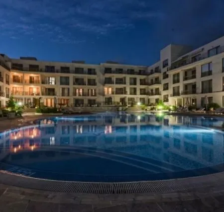 In Diamond 아파트 *