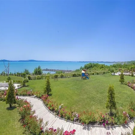 아파트 In Diamond 부르가스